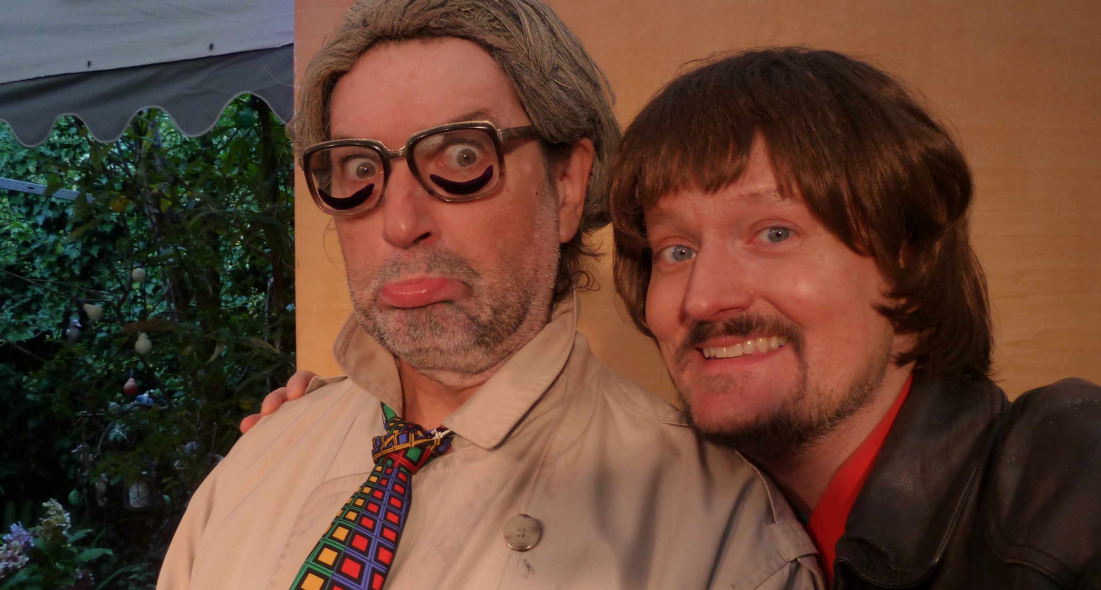 Horst tappert im Dunkeln und Harry holt schon mal den Wagen!